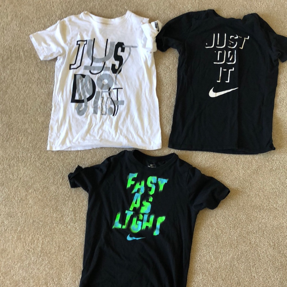 Nike Tee triple bundle